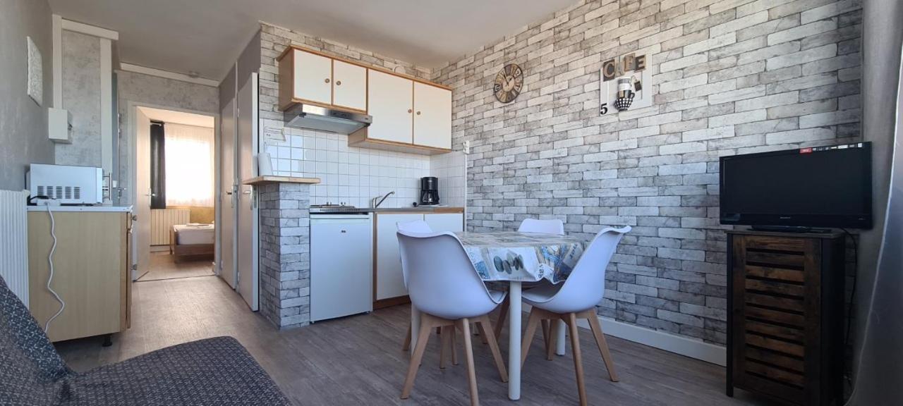 Residence Du Bord De Mer 9 Appartements Avec Une Vraie Vue Mer Le Tréport المظهر الخارجي الصورة