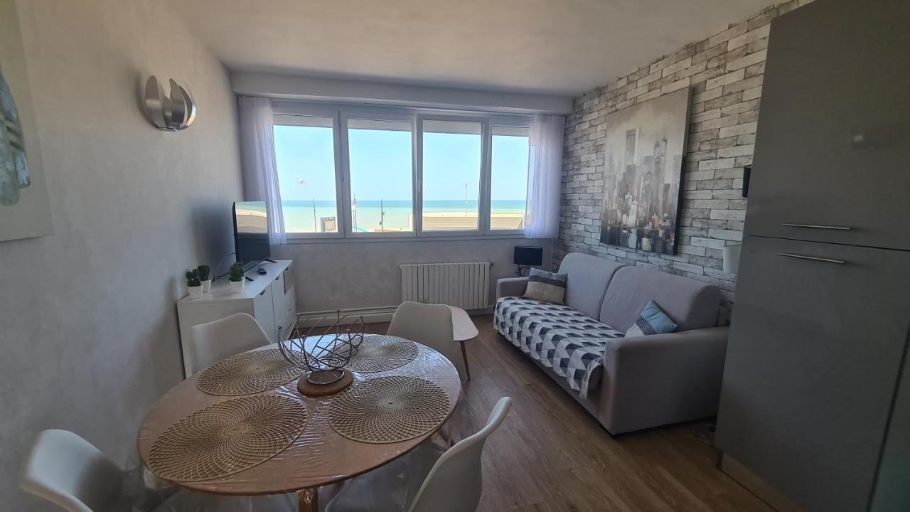 Residence Du Bord De Mer 9 Appartements Avec Une Vraie Vue Mer Le Tréport المظهر الخارجي الصورة