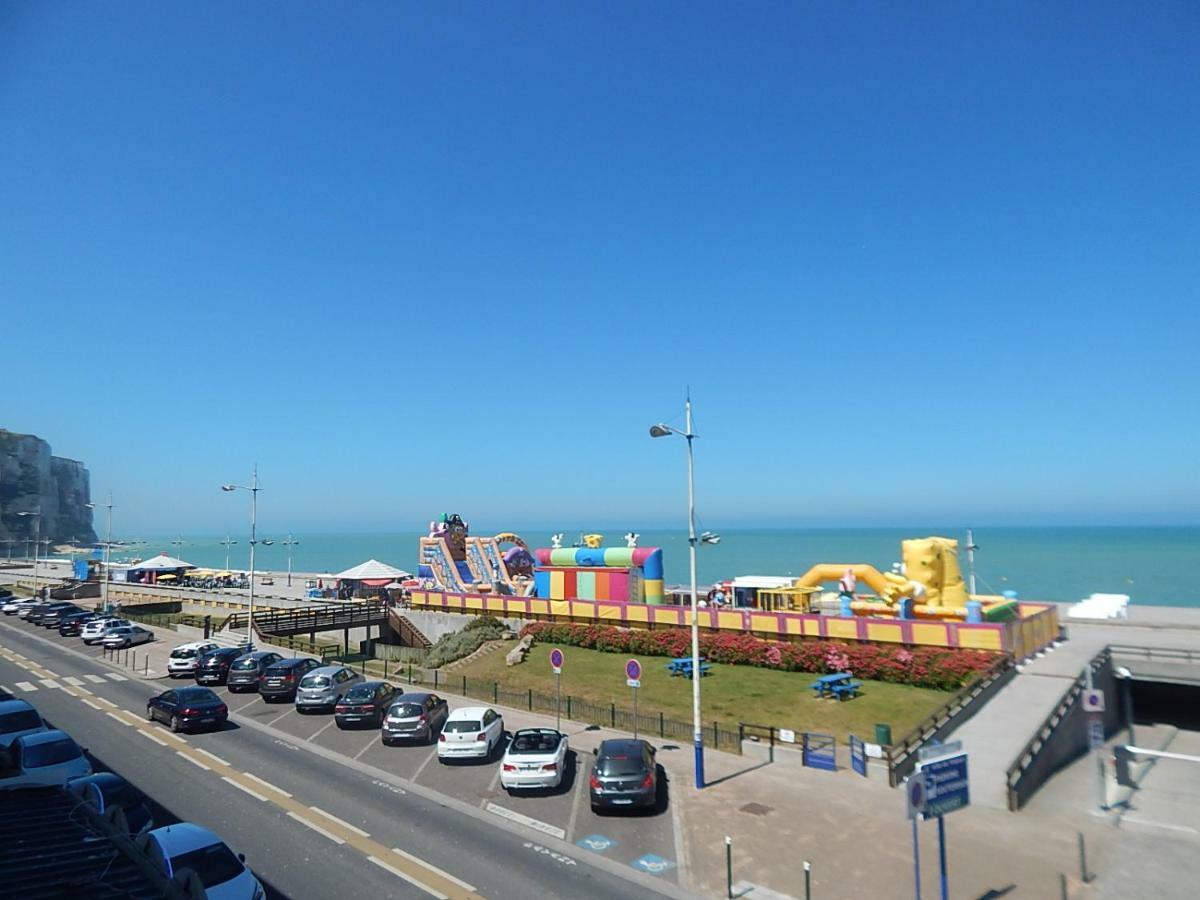 Residence Du Bord De Mer 9 Appartements Avec Une Vraie Vue Mer Le Tréport المظهر الخارجي الصورة